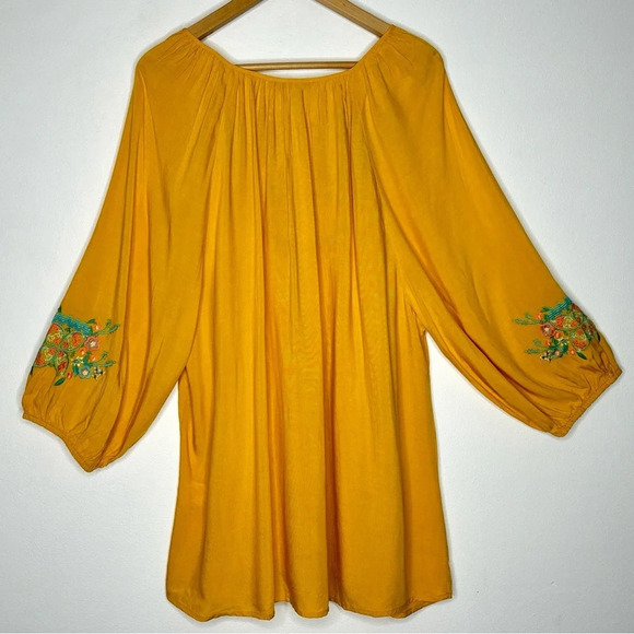 C&C California Blouse Top Women Size 1X Embroidered Floral Peasant Mustard - Picture 7 of 10